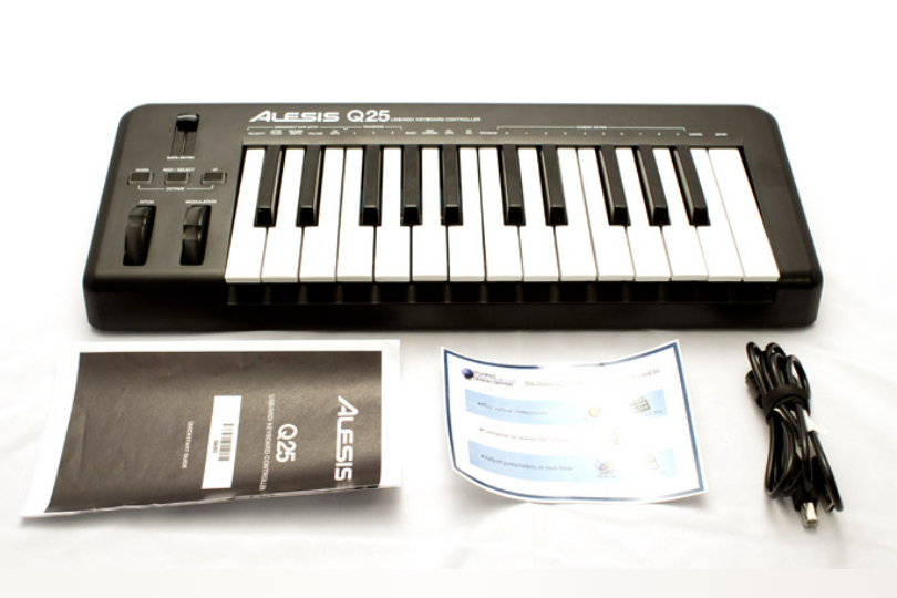 Alesis Q25 MIDI Controller Kit